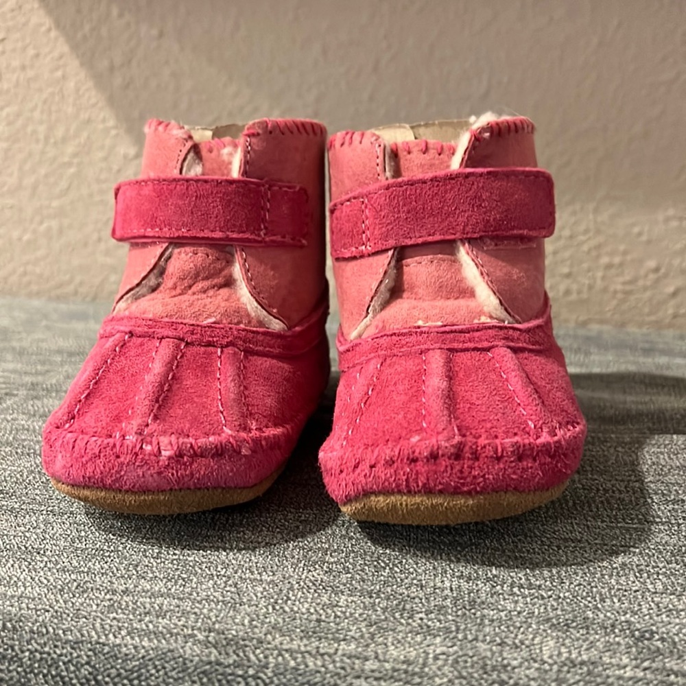 ROBEEZ 6-12 months brand new booties